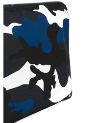 dunkelblaue Camouflage Clutch Handtasche von Valentino