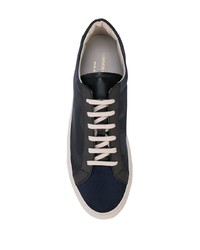 dunkelblaue Camouflage Leder niedrige Sneakers von Common Projects