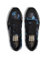 dunkelblaue Camouflage Sportschuhe von Valentino Garavani