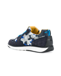 dunkelblaue Camouflage Wildleder niedrige Sneakers von Diesel