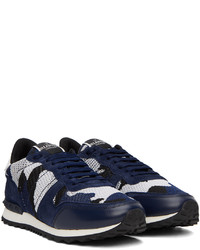 dunkelblaue Camouflage Wildleder Sportschuhe von Valentino Garavani