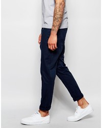 dunkelblaue Chinohose von Asos