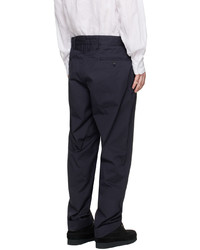 dunkelblaue Chinohose von Engineered Garments