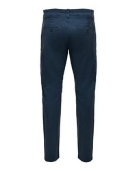 dunkelblaue Chinohose von ONLY & SONS