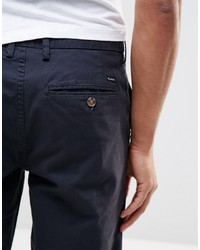 dunkelblaue Chinohose von Pull&Bear