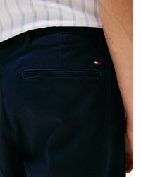 dunkelblaue Chinohose von Tommy Hilfiger
