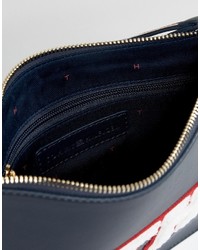 dunkelblaue Clutch von Tommy Hilfiger