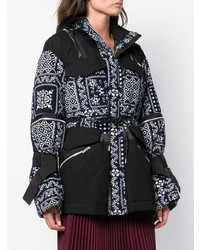 dunkelblaue Daunenjacke von Sacai