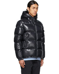 dunkelblaue Daunenjacke von Moncler