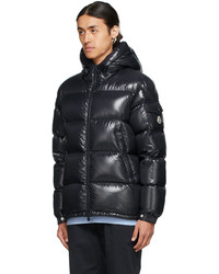 dunkelblaue Daunenjacke von Moncler