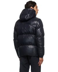 dunkelblaue Daunenjacke von Moncler