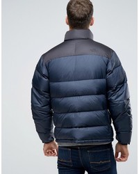 dunkelblaue Daunenjacke von The North Face