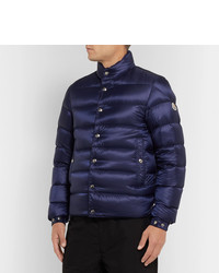 dunkelblaue Daunenjacke von Moncler