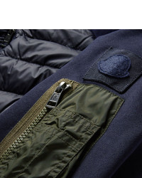 dunkelblaue Daunenjacke von Moncler