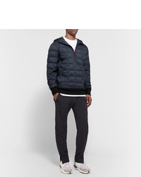 dunkelblaue Daunenjacke von Canada Goose