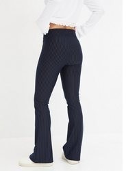 dunkelblaue enge Hose von bonprix