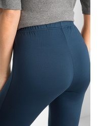 dunkelblaue enge Hose von bonprix