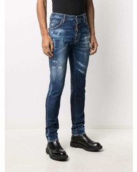 dunkelblaue enge Jeans mit Destroyed-Effekten von DSQUARED2