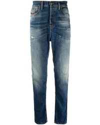 dunkelblaue enge Jeans mit Destroyed-Effekten von Diesel