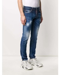 dunkelblaue enge Jeans mit Destroyed-Effekten von DSQUARED2