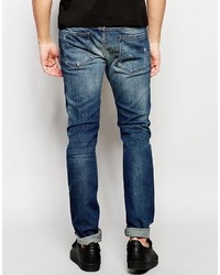 dunkelblaue enge Jeans mit Destroyed-Effekten von Diesel