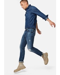 dunkelblaue enge Jeans mit Destroyed-Effekten von Mavi