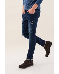 dunkelblaue enge Jeans mit Destroyed-Effekten von SALSA