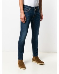 dunkelblaue enge Jeans von Jacob Cohen