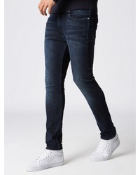 dunkelblaue enge Jeans von Calvin Klein