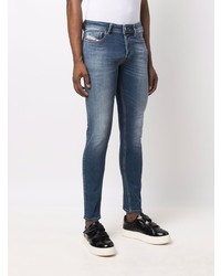 dunkelblaue enge Jeans von Diesel