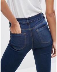 dunkelblaue enge Jeans von Asos