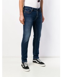 dunkelblaue enge Jeans von Diesel