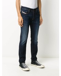 dunkelblaue enge Jeans von Diesel