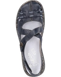 dunkelblaue flache Sandalen aus Leder von Rieker