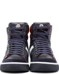 dunkelblaue hohe Sneakers aus Leder von Moncler