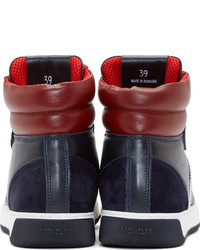 dunkelblaue hohe Sneakers aus Leder von Moncler