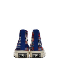 dunkelblaue hohe Sneakers aus Segeltuch mit Schottenmuster von Converse