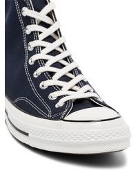 dunkelblaue hohe Sneakers aus Segeltuch von Converse