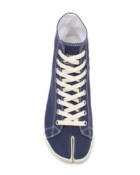 dunkelblaue hohe Sneakers aus Segeltuch von Maison Margiela