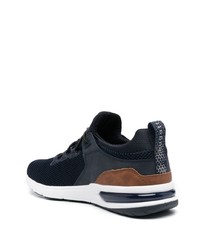 dunkelblaue hohe Sneakers von Bugatti