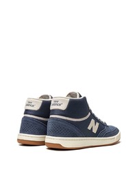 dunkelblaue hohe Sneakers von New Balance
