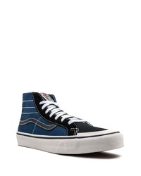 dunkelblaue hohe Sneakers von Vans