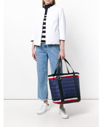 dunkelblaue horizontal gestreifte Shopper Tasche von Moncler