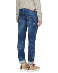 dunkelblaue Jeans mit Destroyed-Effekten von DSQUARED2