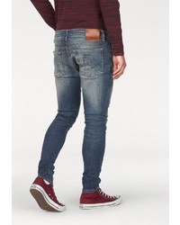 dunkelblaue Jeans mit Destroyed-Effekten von Chasin'