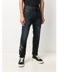 dunkelblaue Jeans mit Destroyed-Effekten von Diesel