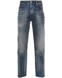 dunkelblaue Jeans mit Destroyed-Effekten von Diesel