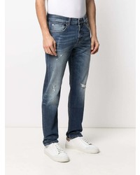 dunkelblaue Jeans mit Destroyed-Effekten von 7 For All Mankind