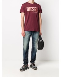 dunkelblaue Jeans mit Destroyed-Effekten von Diesel