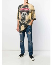 dunkelblaue Jeans mit Destroyed-Effekten von R13